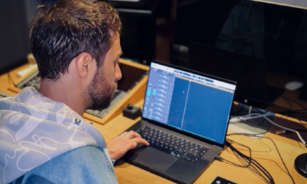Mae Stephens Producer Finds ‘Perfect Mobile Setup’ With iD44